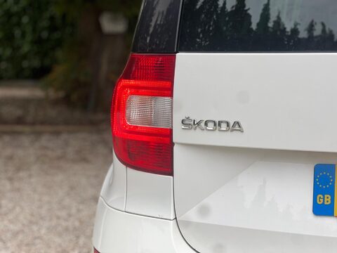 Skoda Yeti 1.2 TSI SE Outdoor DSG Euro 6 (s/s) 5dr 36