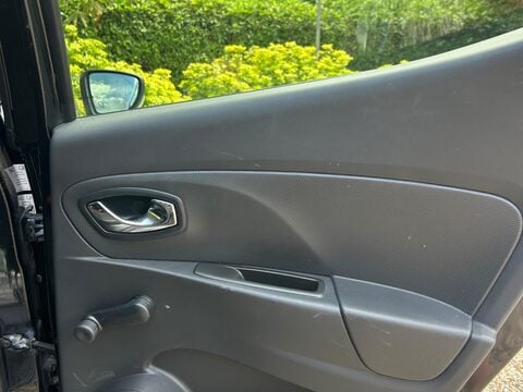 Renault Clio 1.5 dCi Dynamique MediaNav Euro 5 (s/s) 5dr 22