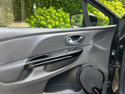 Renault Clio 1.5 dCi Dynamique MediaNav Euro 5 (s/s) 5dr 24