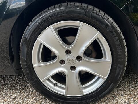 Renault Clio 1.5 dCi Dynamique MediaNav Euro 5 (s/s) 5dr 27