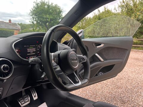 Audi TT 2.0 TFSI Sport S Tronic Euro 6 (s/s) 3dr 31