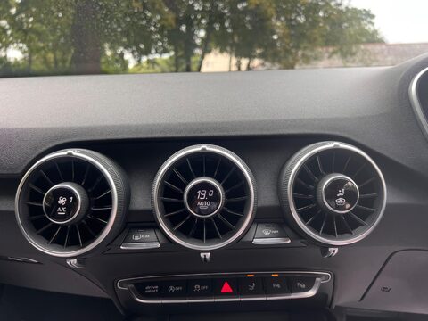 Audi TT 2.0 TFSI Sport S Tronic Euro 6 (s/s) 3dr 44