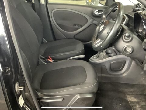 Smart Forfour 0.9T Urbanshadow Twinamic Euro 6 (s/s) 5dr 11