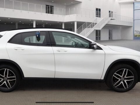 Mercedes-Benz GLA 1.6 GLA180 Urban Edition Euro 6 (s/s) 5dr 5