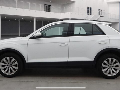 Volkswagen T-Roc 1.0 TSI SE Euro 6 (s/s) 5dr 10