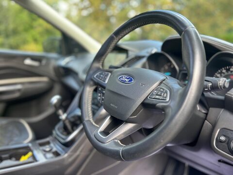 Ford Kuga 2.0 TDCi EcoBlue Vignale Euro 6 (s/s) 5dr 50