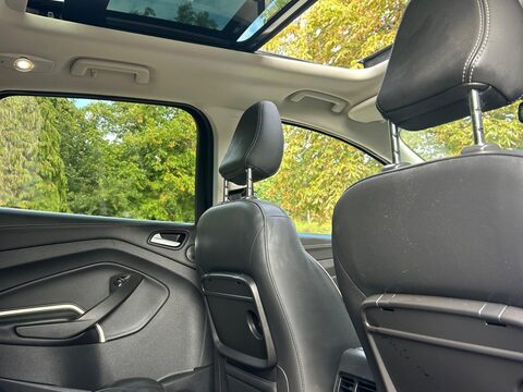 Ford Kuga 2.0 TDCi EcoBlue Vignale Euro 6 (s/s) 5dr 23