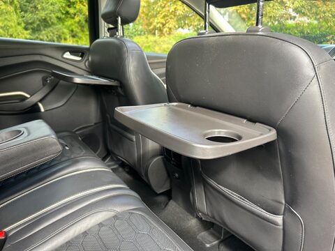 Ford Kuga 2.0 TDCi EcoBlue Vignale Euro 6 (s/s) 5dr 27