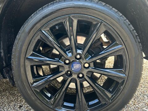 Ford Kuga 2.0 TDCi EcoBlue Vignale Euro 6 (s/s) 5dr 39