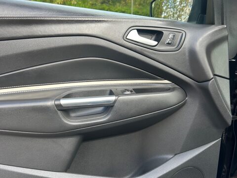 Ford Kuga 2.0 TDCi EcoBlue Vignale Euro 6 (s/s) 5dr 34