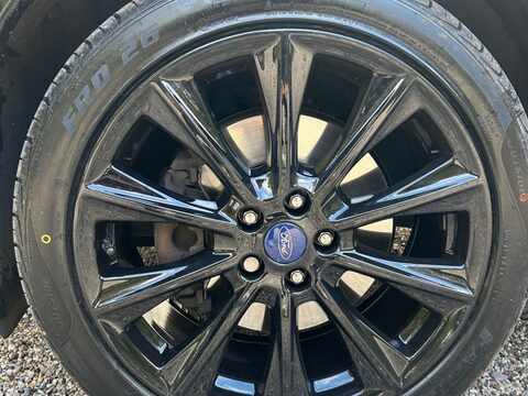 Ford Kuga 2.0 TDCi EcoBlue Vignale Euro 6 (s/s) 5dr 40