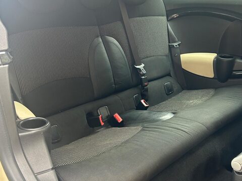 Mini Clubman 1.6 Cooper Steptronic Euro 4 5dr 26
