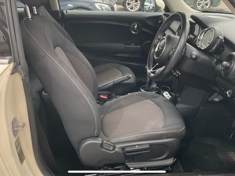 Mini Hatch 1.5 One Euro 6 (s/s) 3dr 5