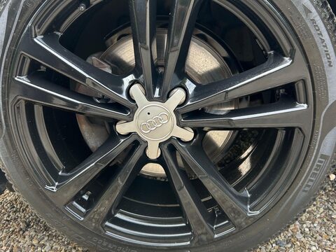 Audi A3 1.5 TFSI CoD S line Sportback Euro 6 (s/s) 5dr 37