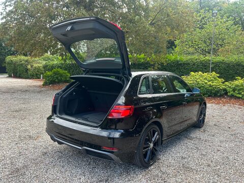 Audi A3 1.5 TFSI CoD S line Sportback Euro 6 (s/s) 5dr 15