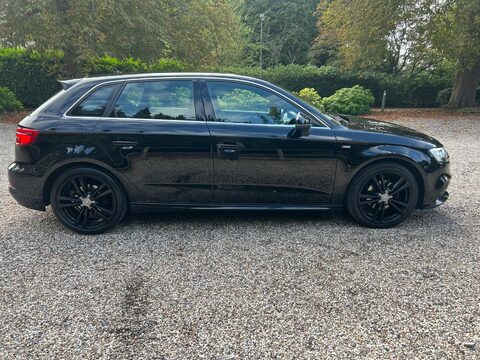 Audi A3 1.5 TFSI CoD S line Sportback Euro 6 (s/s) 5dr 11