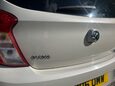 Vauxhall Viva 1.0i SL Euro 6 5dr 3