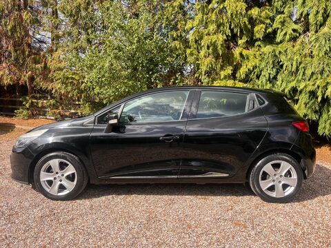 Renault Clio 1.2 16V Dynamique MediaNav Euro 5 5dr 3