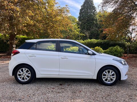 Hyundai i20 1.2 SE Euro 6 5dr 8