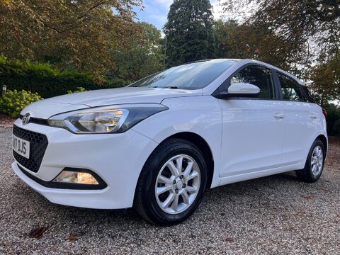 Hyundai i20 1.2 SE Euro 6 5dr 3