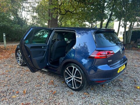 Volkswagen Golf 2.0 TDI BlueMotion Tech GTD DSG Euro 6 (s/s) 5dr 8