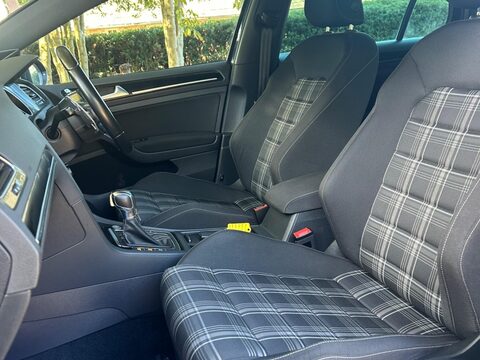 Volkswagen Golf 2.0 TDI BlueMotion Tech GTD DSG Euro 6 (s/s) 5dr 49
