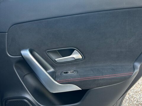 Mercedes-Benz A Class 1.3 A180 AMG Line Euro 6 (s/s) 5dr 27