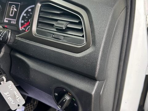 Volkswagen T-Roc 1.0 TSI SE Euro 6 (s/s) 5dr 62