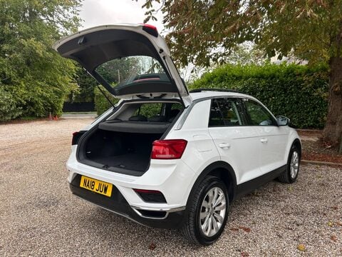 Volkswagen T-Roc 1.0 TSI SE Euro 6 (s/s) 5dr 11