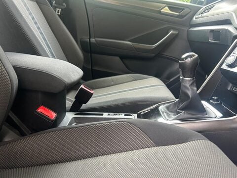 Volkswagen T-Roc 1.0 TSI SE Euro 6 (s/s) 5dr 45