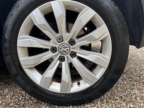 Volkswagen T-Roc 1.0 TSI SE Euro 6 (s/s) 5dr 28