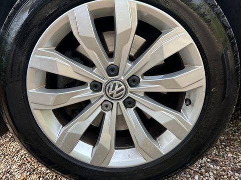 Volkswagen T-Roc 1.0 TSI SE Euro 6 (s/s) 5dr 29