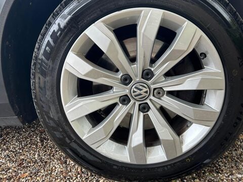 Volkswagen T-Roc 1.0 TSI SE Euro 6 (s/s) 5dr 30