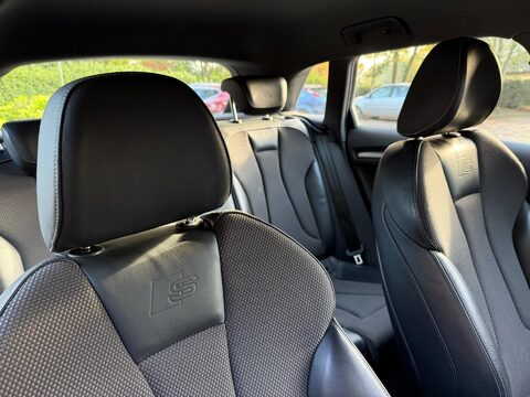 Audi A3 1.4 TFSI CoD S line Sportback S Tronic Euro 6 (s/s) 5dr 18