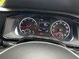 Volkswagen Polo 1.0 SE Euro 6 (s/s) 5dr 28