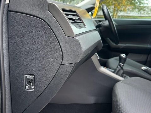 Volkswagen Polo 1.0 SE Euro 6 (s/s) 5dr 47