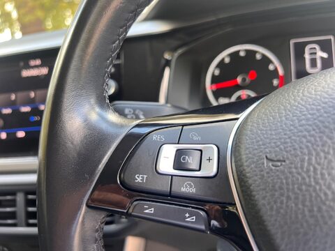 Volkswagen Polo 1.0 TSI SE Tech Edition Euro 6 (s/s) 5dr 23