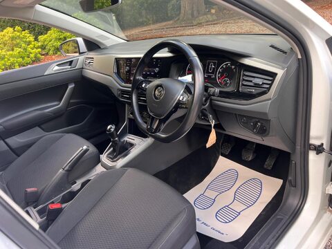 Volkswagen Polo 1.0 TSI SE Tech Edition Euro 6 (s/s) 5dr 9