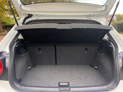 Volkswagen Polo 1.0 TSI SE Tech Edition Euro 6 (s/s) 5dr 32