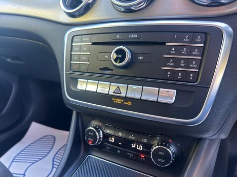 Mercedes-Benz GLA 2.1 GLA200d AMG Line 7G-DCT 4MATIC Euro 6 (s/s) 5dr 36