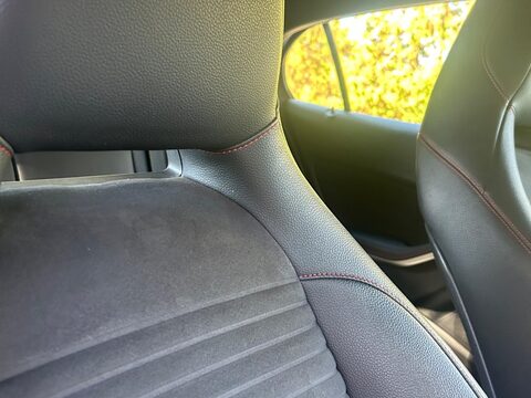 Mercedes-Benz GLA 2.1 GLA200d AMG Line 7G-DCT 4MATIC Euro 6 (s/s) 5dr 23