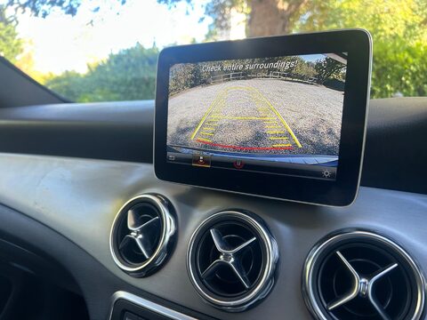 Mercedes-Benz GLA 2.1 GLA200d AMG Line 7G-DCT 4MATIC Euro 6 (s/s) 5dr 37