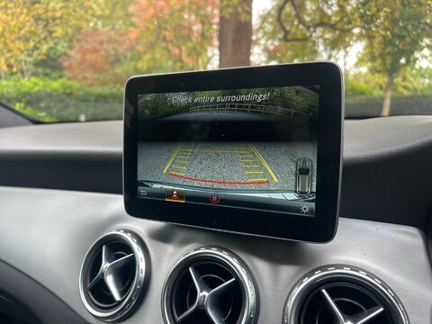 Mercedes-Benz GLA 2.1 GLA220d AMG Line (Premium) 7G-DCT 4MATIC Euro 6 (s/s) 5dr 36