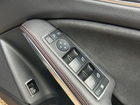 Mercedes-Benz GLA 2.1 GLA220d AMG Line (Premium) 7G-DCT 4MATIC Euro 6 (s/s) 5dr 28