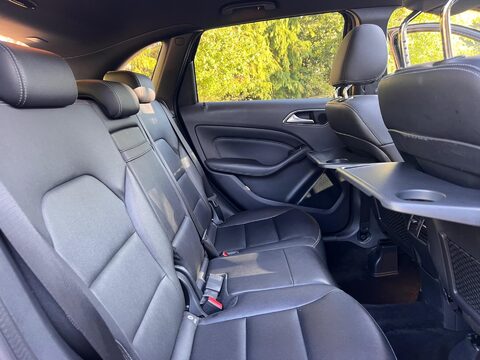Mercedes-Benz B Class 2.1 B220d Sport (Premium Plus) 7G-DCT Euro 6 (s/s) 5dr 22