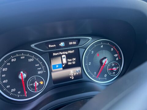 Mercedes-Benz B Class 2.1 B220d Sport (Premium Plus) 7G-DCT Euro 6 (s/s) 5dr 44