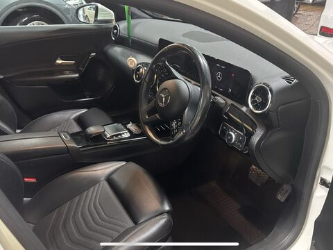 Mercedes-Benz A Class 1.5 A180d SE 7G-DCT Euro 6 (s/s) 5dr 7