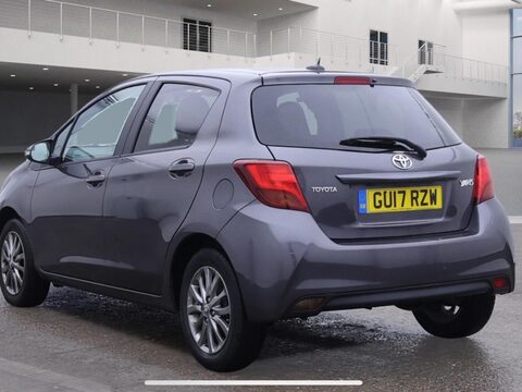 Toyota Yaris 1.33 Dual VVT-i Icon Euro 6 5dr 2
