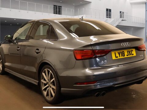 Audi A3 1.5 TFSI CoD Black Edition S Tronic Euro 6 (s/s) 4dr 3