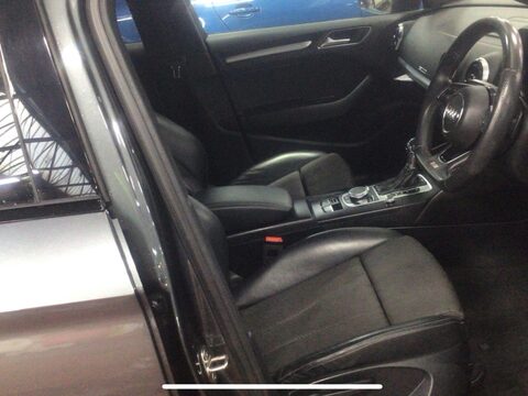 Audi A3 1.5 TFSI CoD Black Edition S Tronic Euro 6 (s/s) 4dr 8